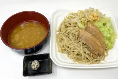 つけ麺（豚2枚入り） / ラーメンフクロウ