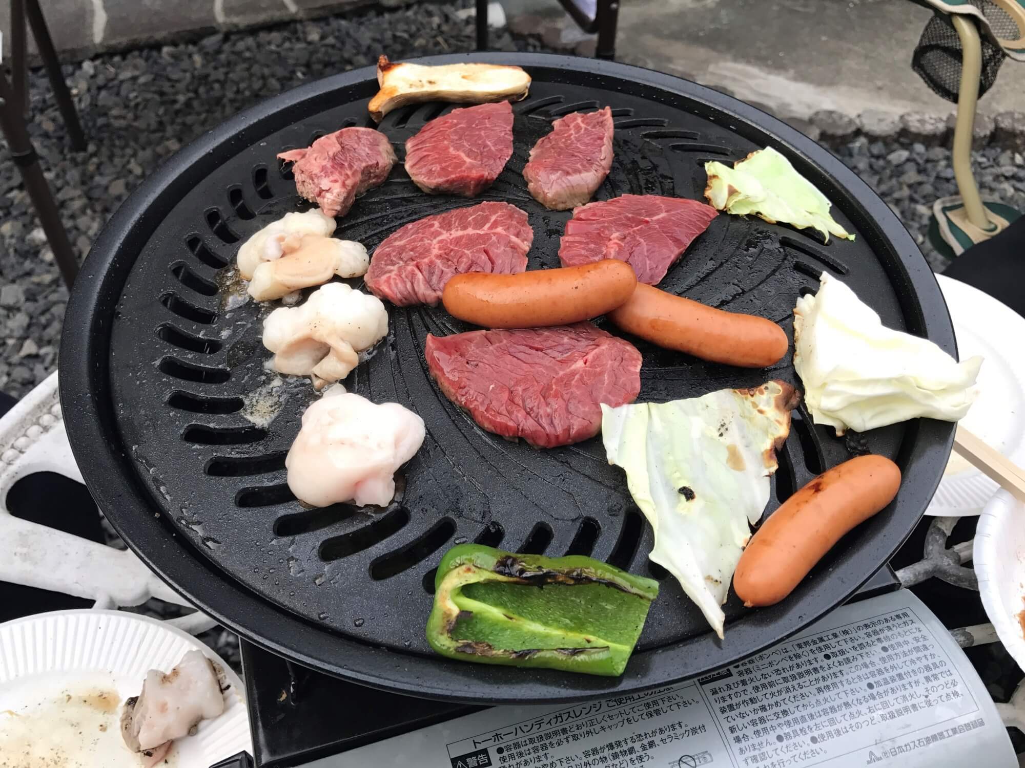 イワタニの焼き肉プレートでお庭で焼肉 庭キャンプ ゆり子飯