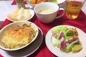 2017-09-11 サツマイモグラタンと温野菜サラダ