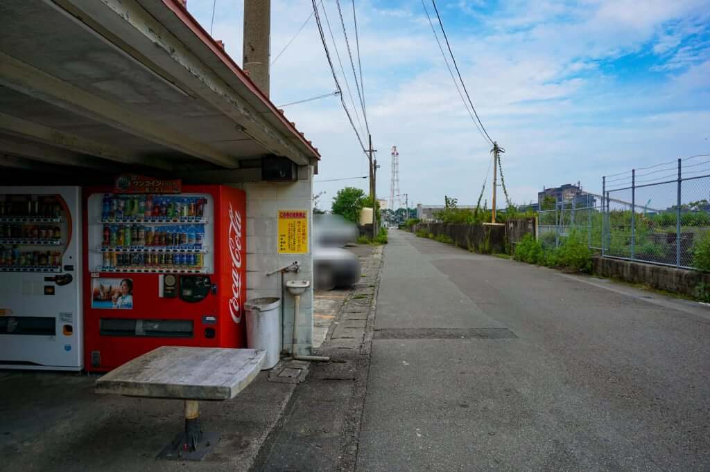 東方向_横田自販機コーナー