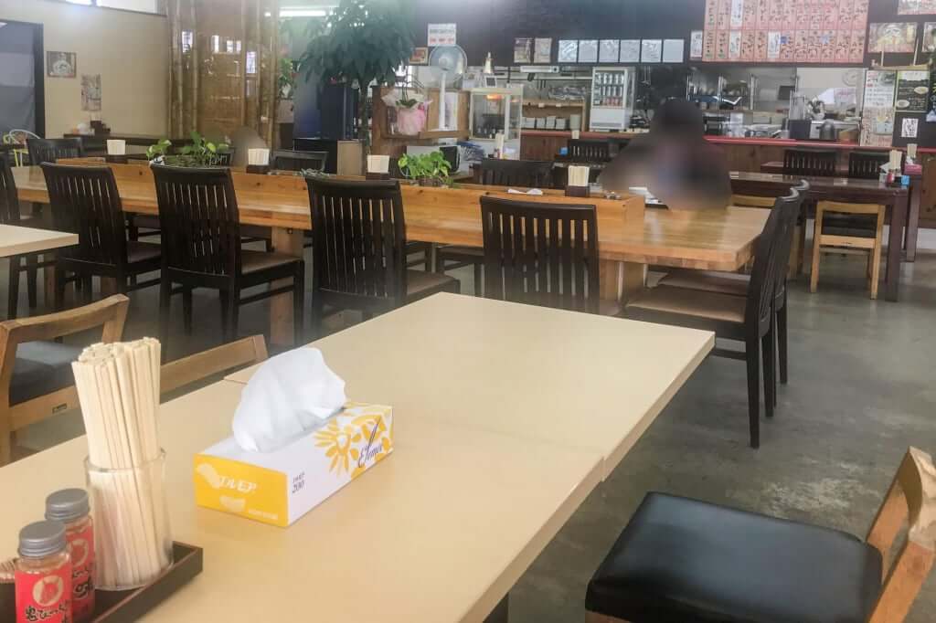 店内の雰囲気_とにかく_とに麺_2019-06-28
