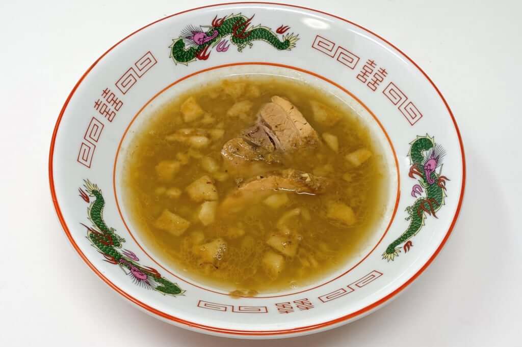 スープを器に入れる_雷そば_雷本店_宅麺_2020-09-17